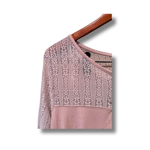 H&M Shirt Women Size M Blush Pink Lace Henley Long Sleeve Romantic Knit Pullover - Picture 5 of 8